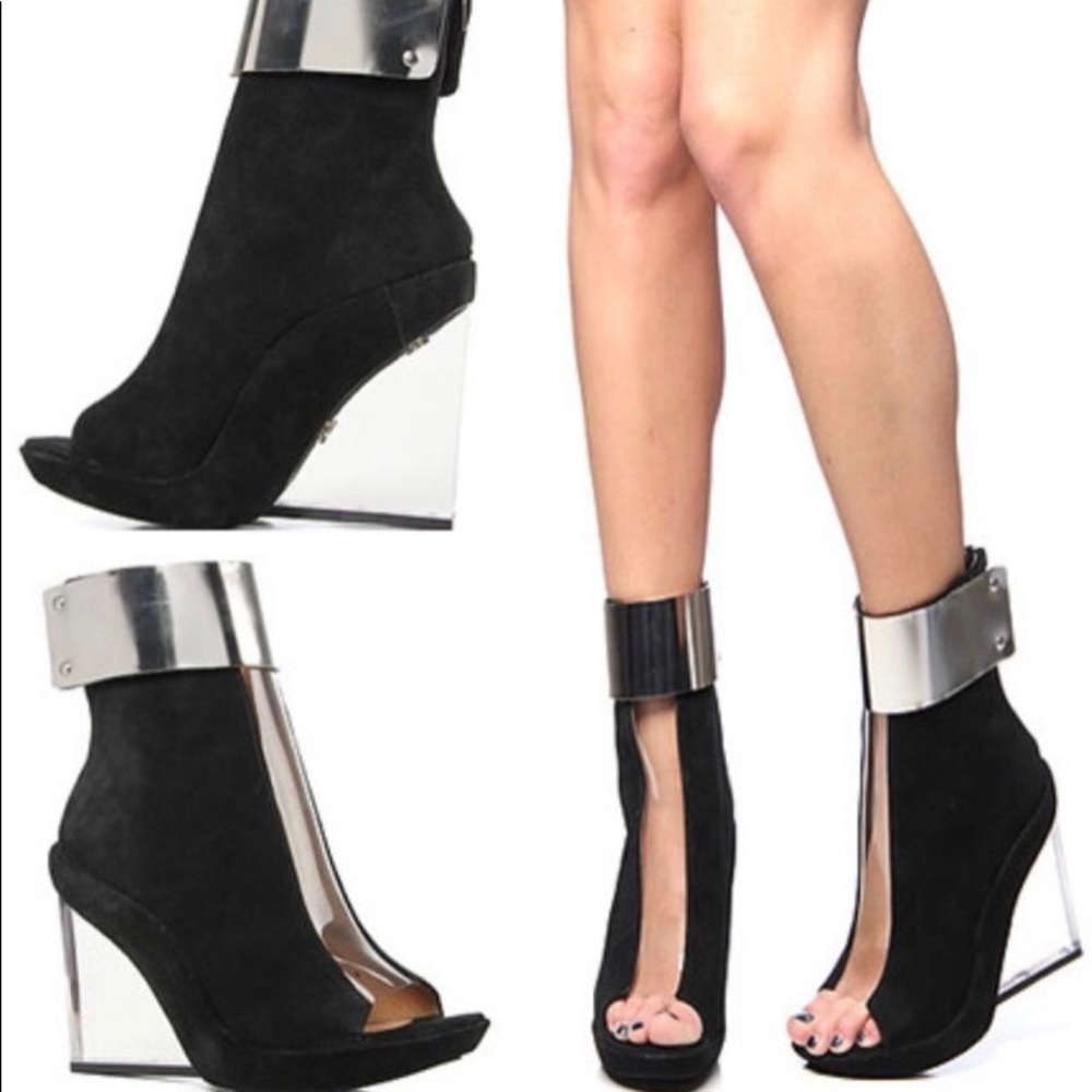 Black Roni Mc Silver Cuff Bootie Pumps